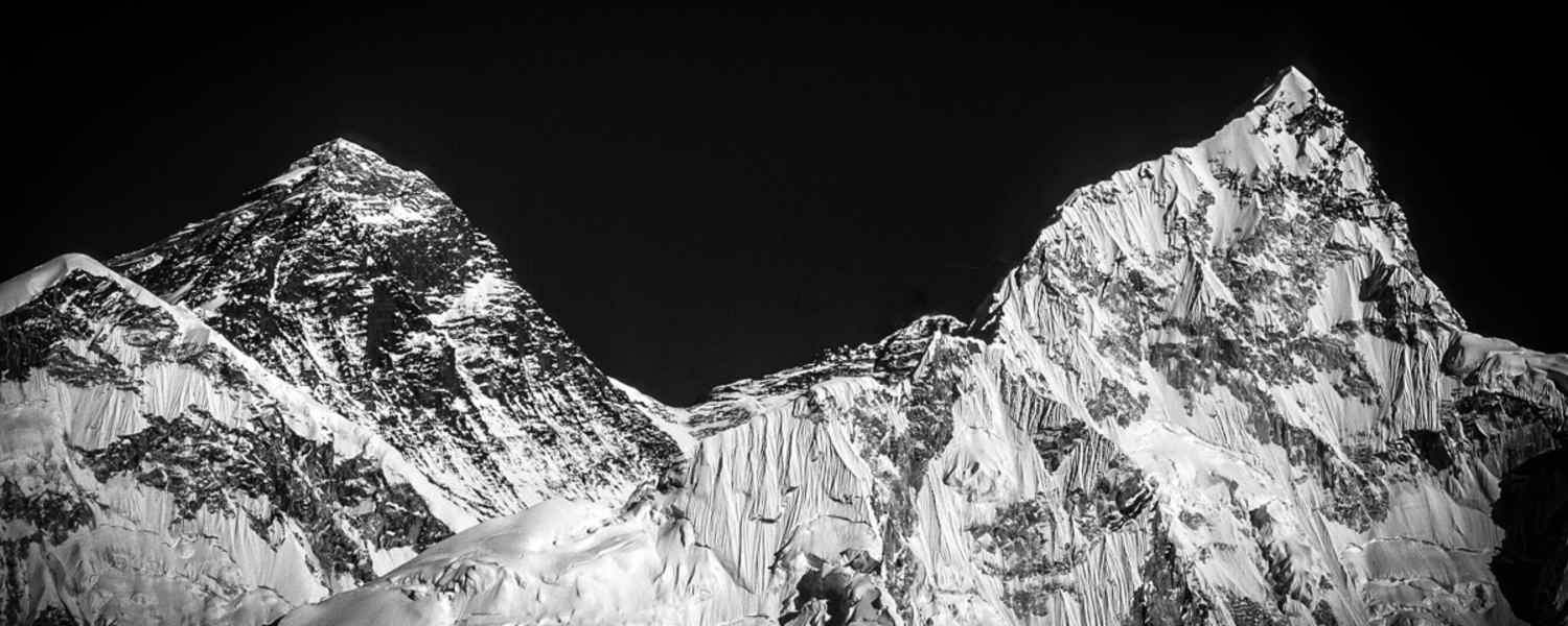 Himalaya in Schwarzweiß