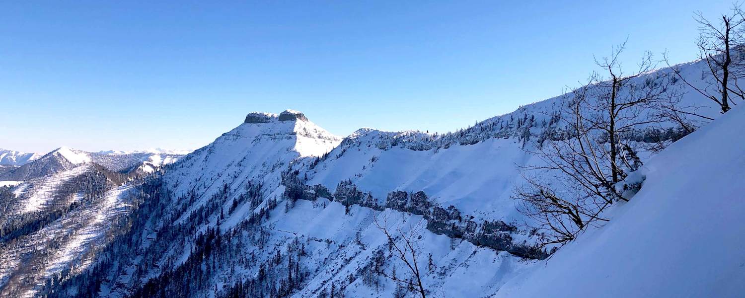 Ausblick im Aufstieg zum Schlenken auf den Schmittenstein (1.695 m)