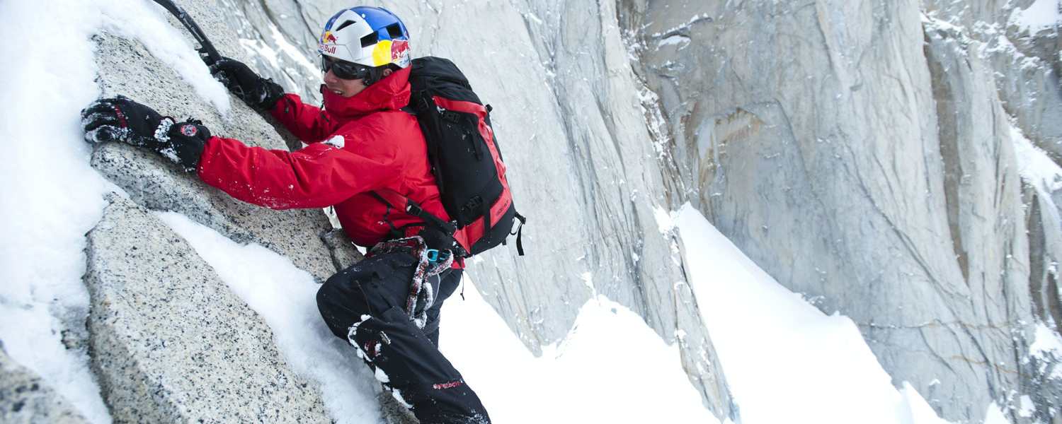 David Lama erklimmt den Cerro Torre 2009