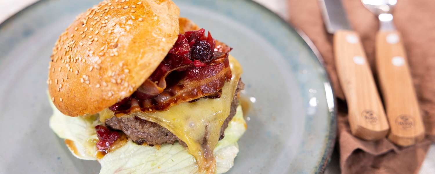 Der Steinseehütten-Burger in voller Pracht