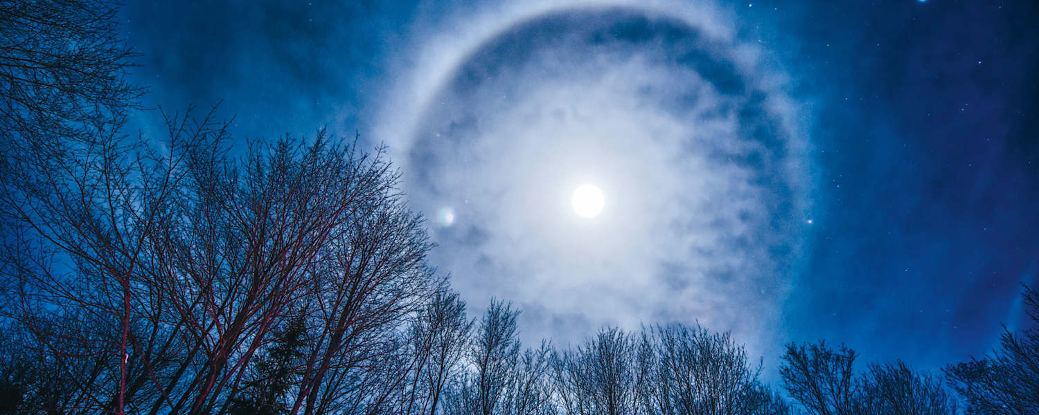 Mond Halo