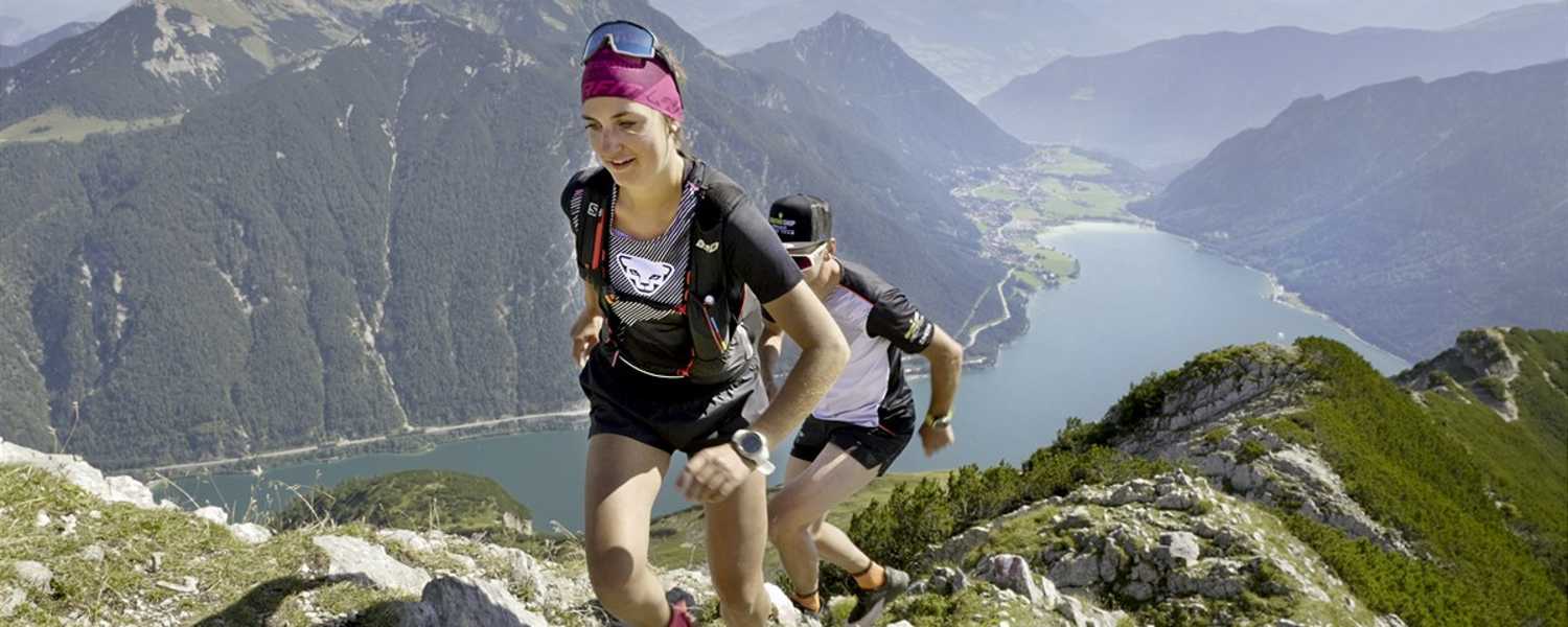 Teresa Lamprecht und Marco Hollaus auf der Seebergspitze