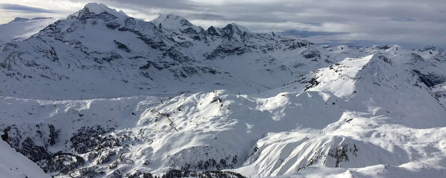 Blick vom Piz Ursera zur Diavolezza