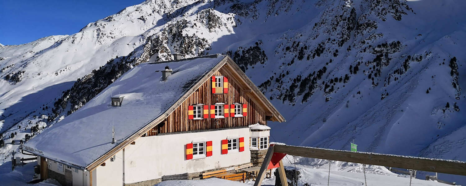 Die Potsdamer Hütte in den Stubaier Alpen