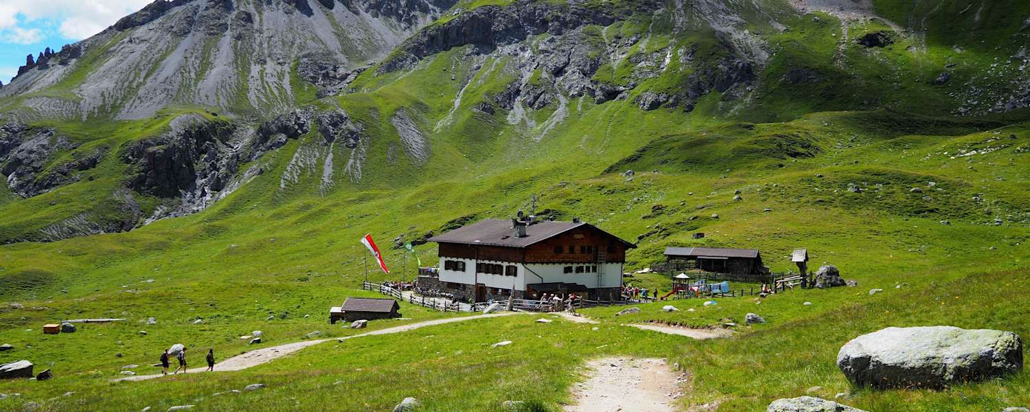 In prächtige Landschaft gebettet: Die Sesvennahütte