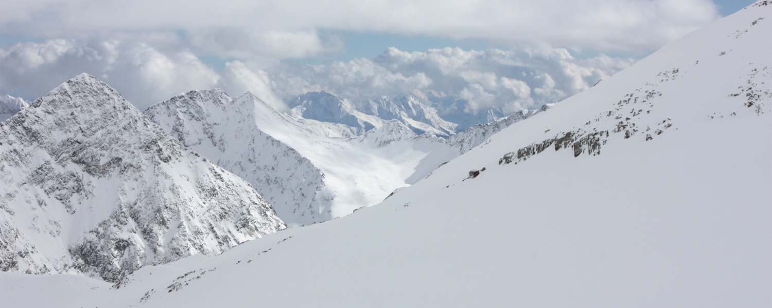 Blick vom Stubaier Gletscher Richtung Ötztal
