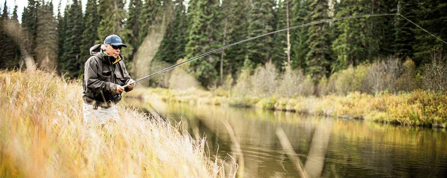 Peter Schröcksnadel beim Fliegenfischen