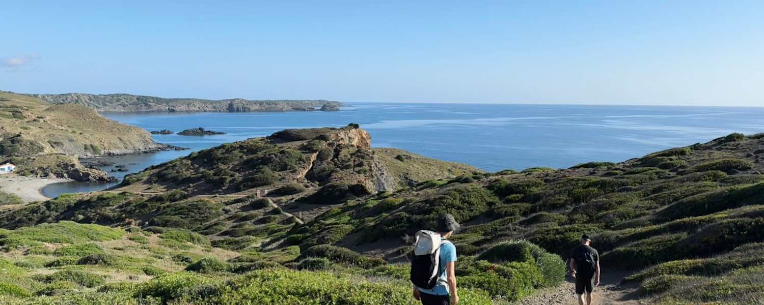 Der Camí de Cavalls führt zu den schönsten Stränden von Menorca.
