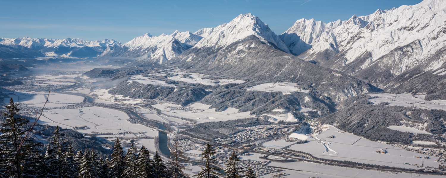 Blick ins Inntal auf Vomp