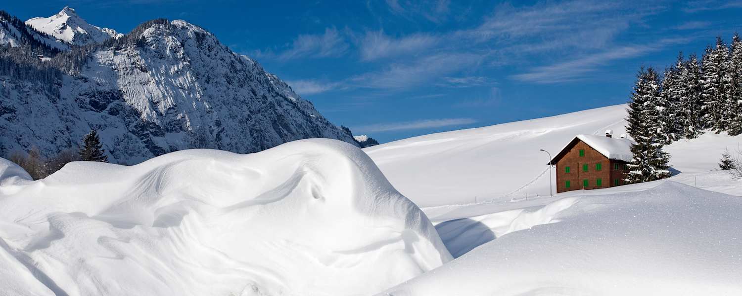 Winterwandern am Hochplateau des Sonnenkopfs in Vorarlberg