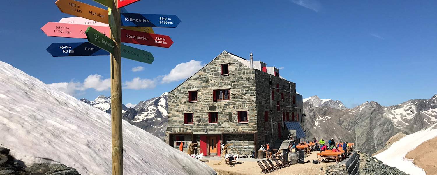 Die Britannia Hütte ist Ausgangspunkt der berühmtem Haute Route.