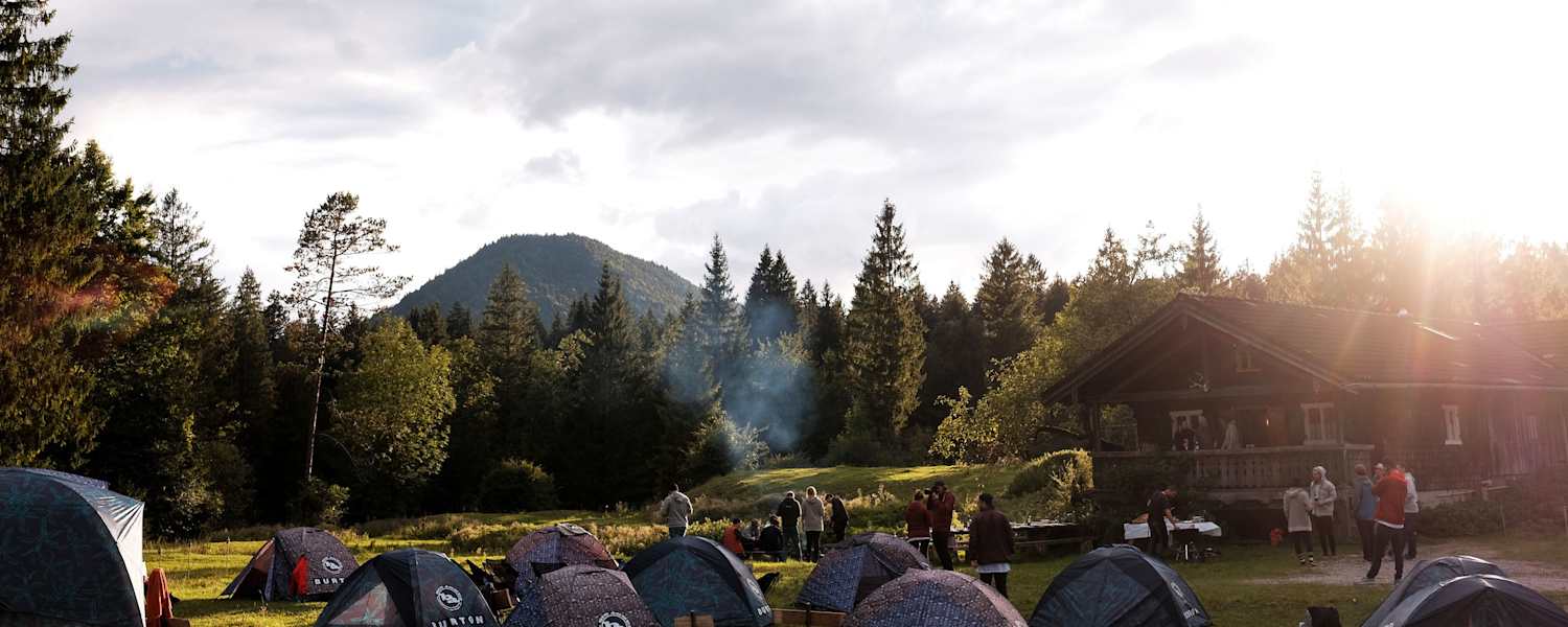Die Base: Das Burton-Camp im bayerischen Lenggries