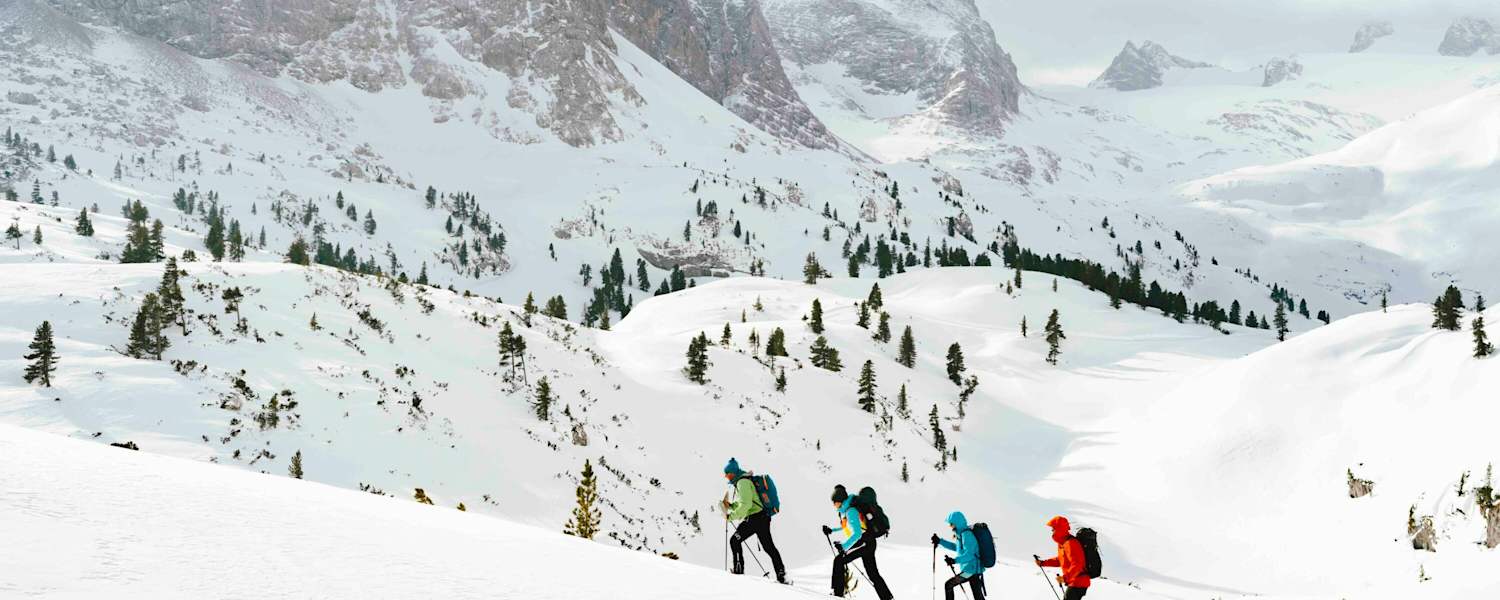 Mit Schneeschuhen über das Dachsteinmassiv
