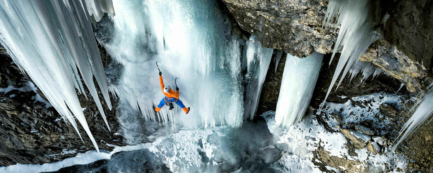 Mammut: Eiger Extreme – Athlet Dani Arnold an der Breitwangflue