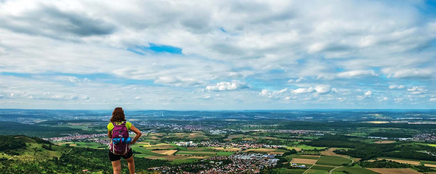 Wandern im Biosphärengebiet Schwäbische Alb: Gipfel des Breitensteins bei Ochsenwang