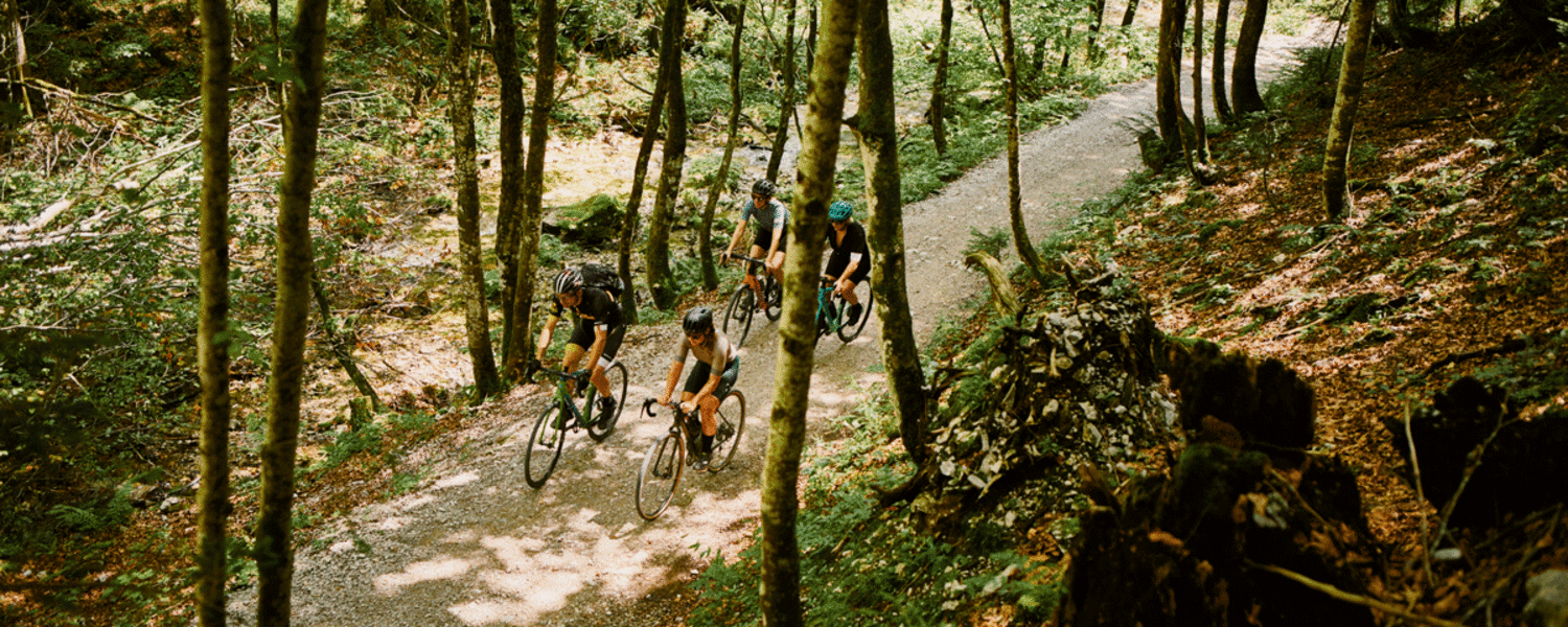 Gravel Biken im Grenzgebiet zwischen dem Chiemgau, dem Salzburger Land und Tirol.