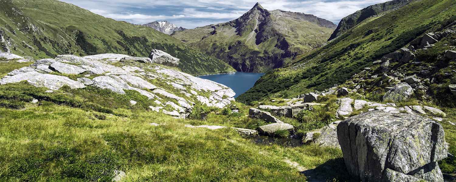Die Berge im Gasteinertal aus der Luft
