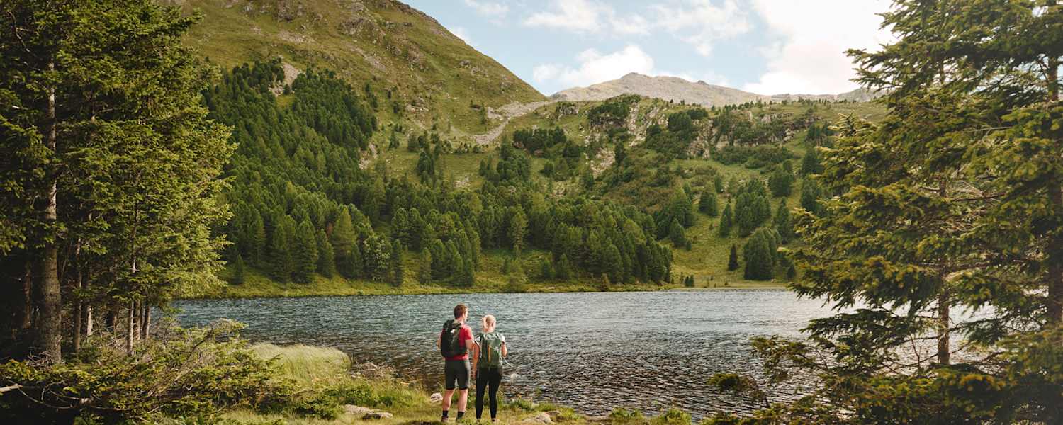 Idyllische Bergseen und regionale Gerichte: Dafür ist die Erlebnisregion Murtal bekannt.