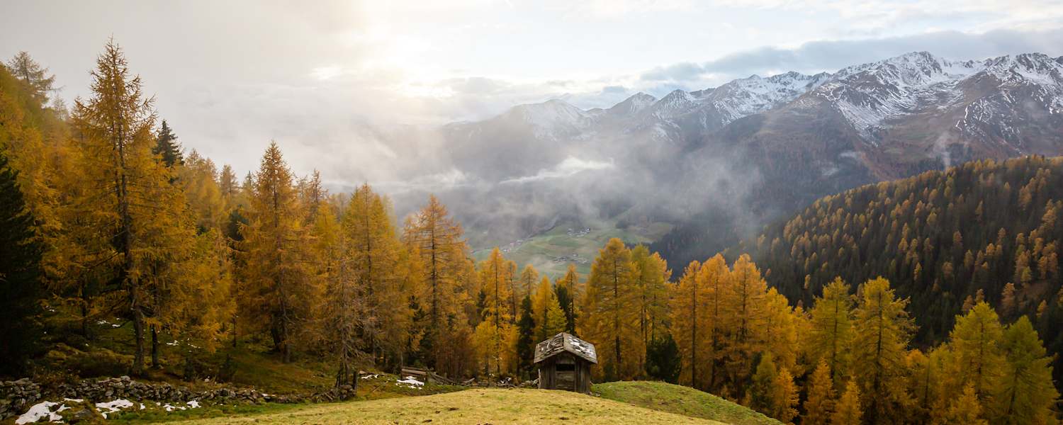 Farbenfroh ist das Gsieser Tal im Herbst.