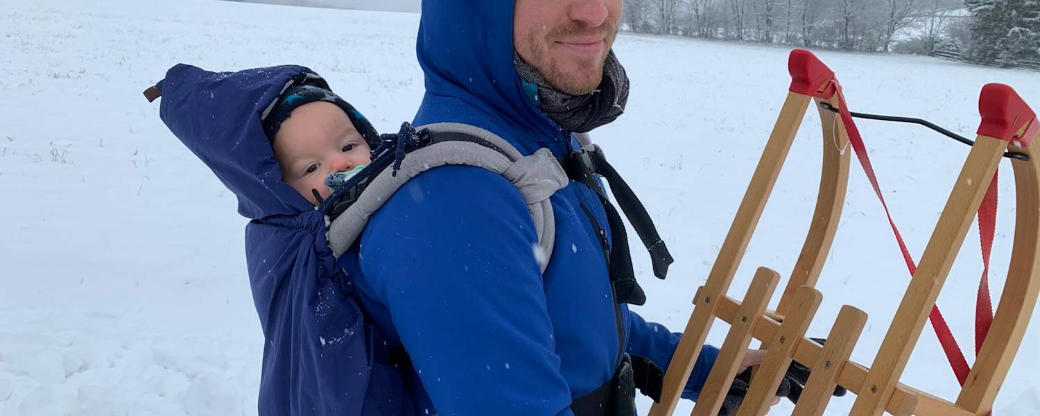 Julian Paschinger und Sohn Tobias beim Rodeln