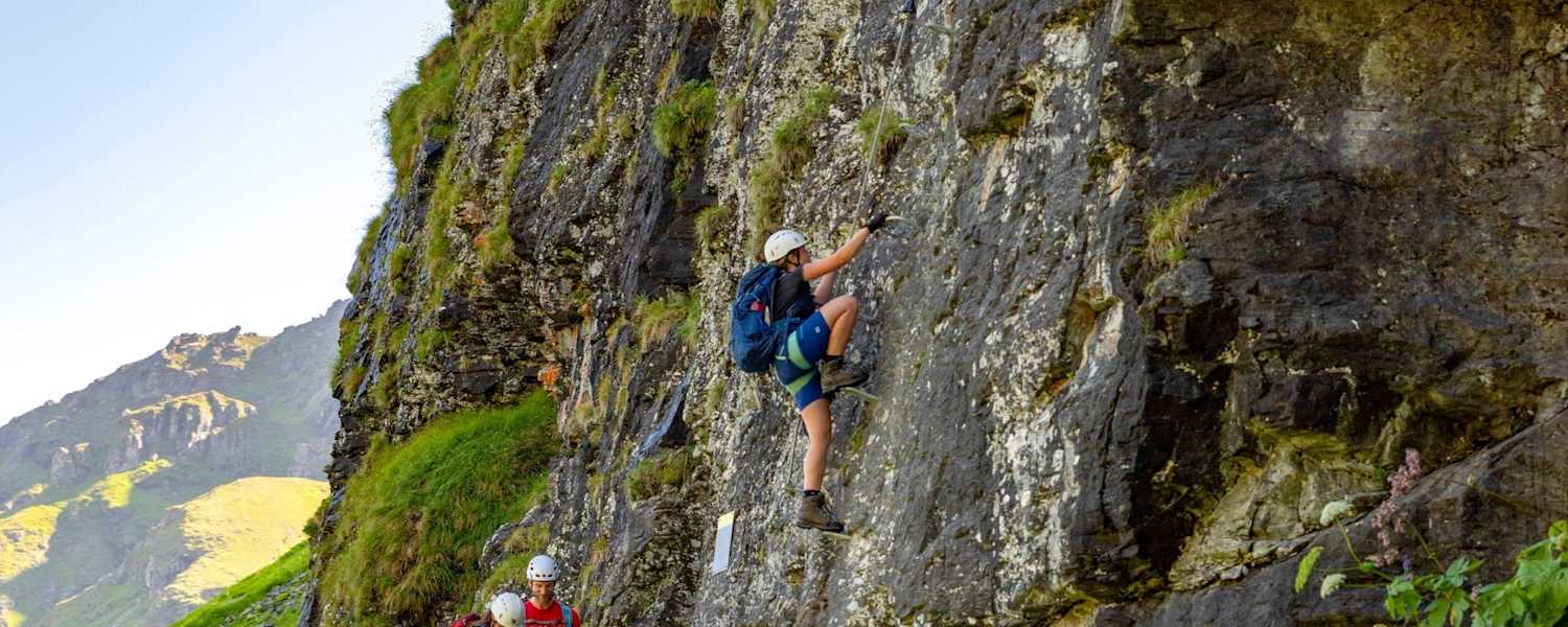 Die steile Einstiegswand