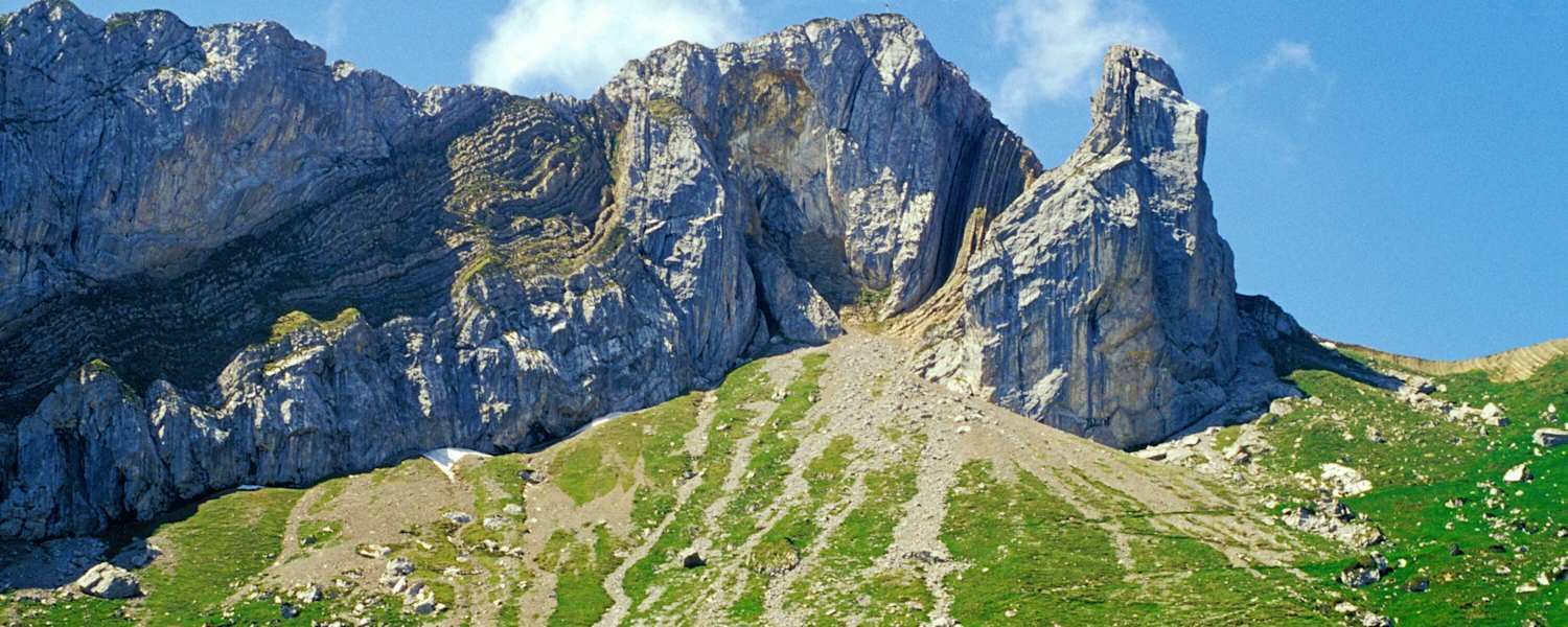 Blick vom Matthorn zum Pilatus in der Schweiz