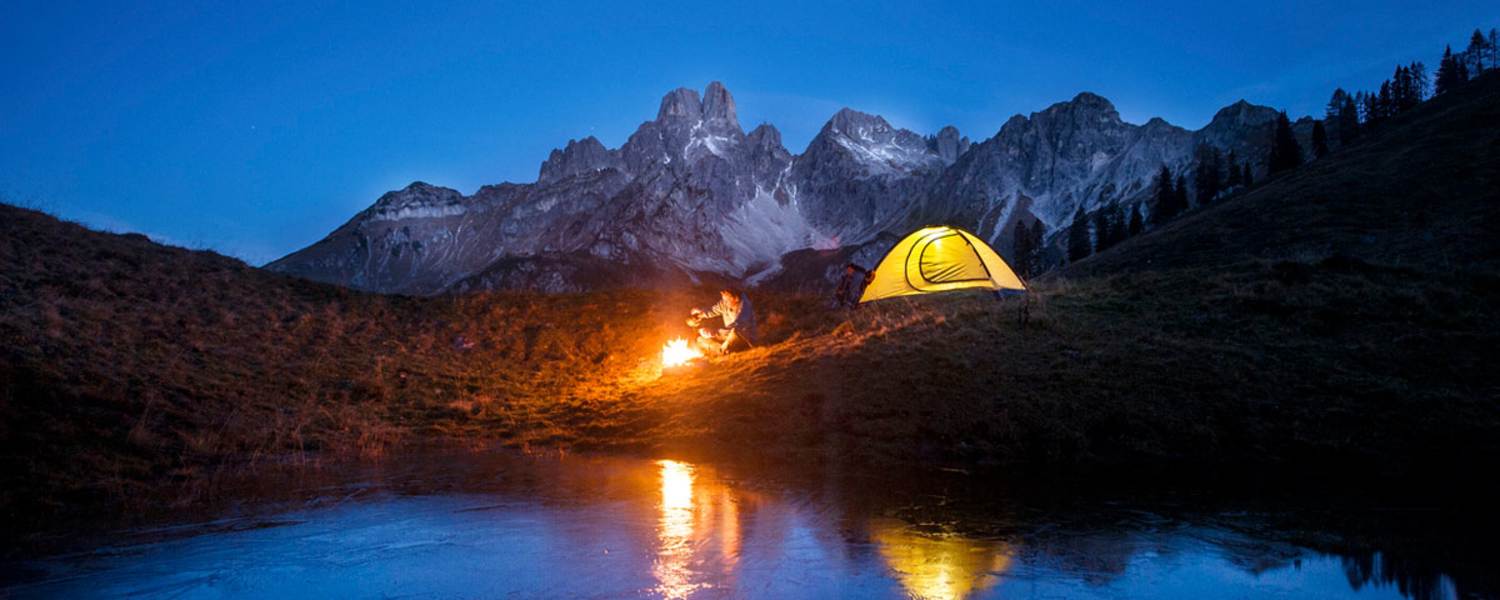 Campen und ein Lagerfeuer unter freiem Sternenhimmel klingt wunderbar, doch darf ich das überhaupt?