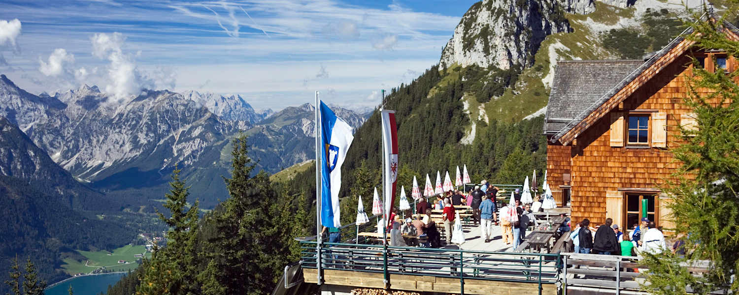 Erfurter Hütte im Tiroler Rofangebirge