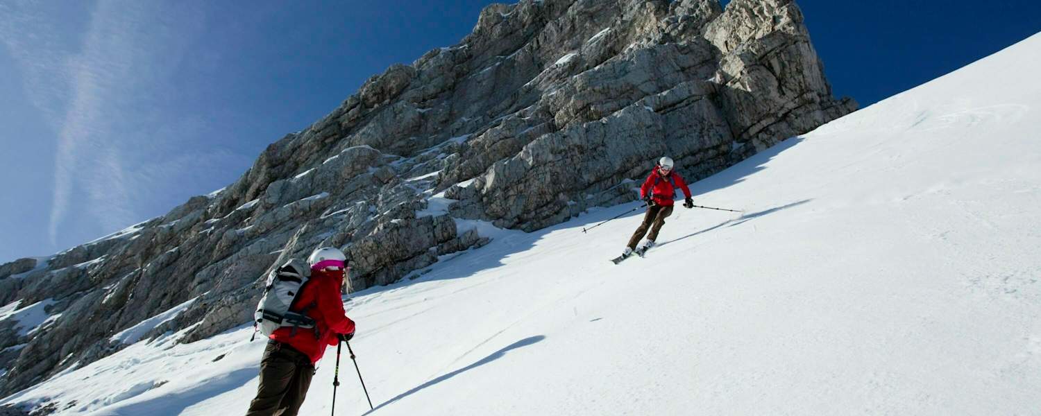 Firnabfahrt von der Alpspitze im Wettersteingebirge