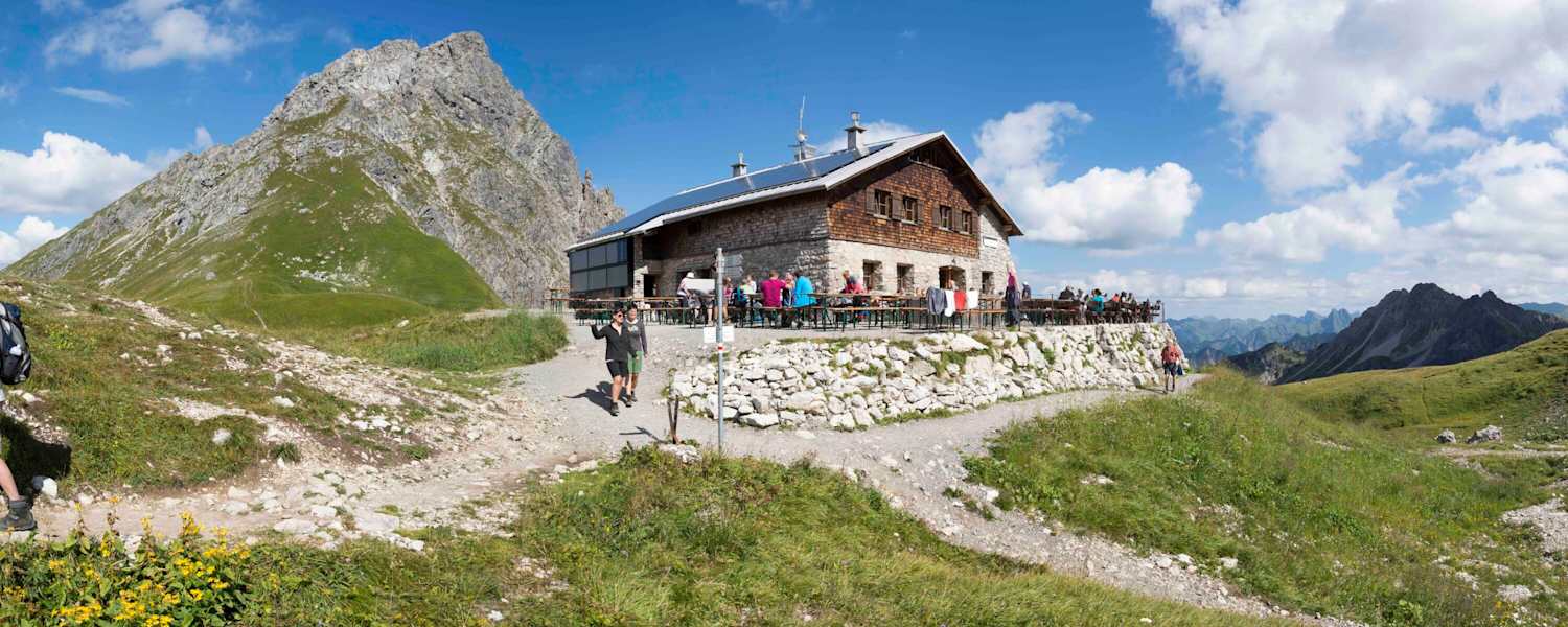 Schmankerl-Ziel in den Allgäuer Alpen: Die Fiderepasshütte