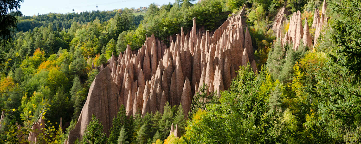 Bizarrer Anblick: Die Erdpyramiden am Ritten in Oberbozen, Südtirol