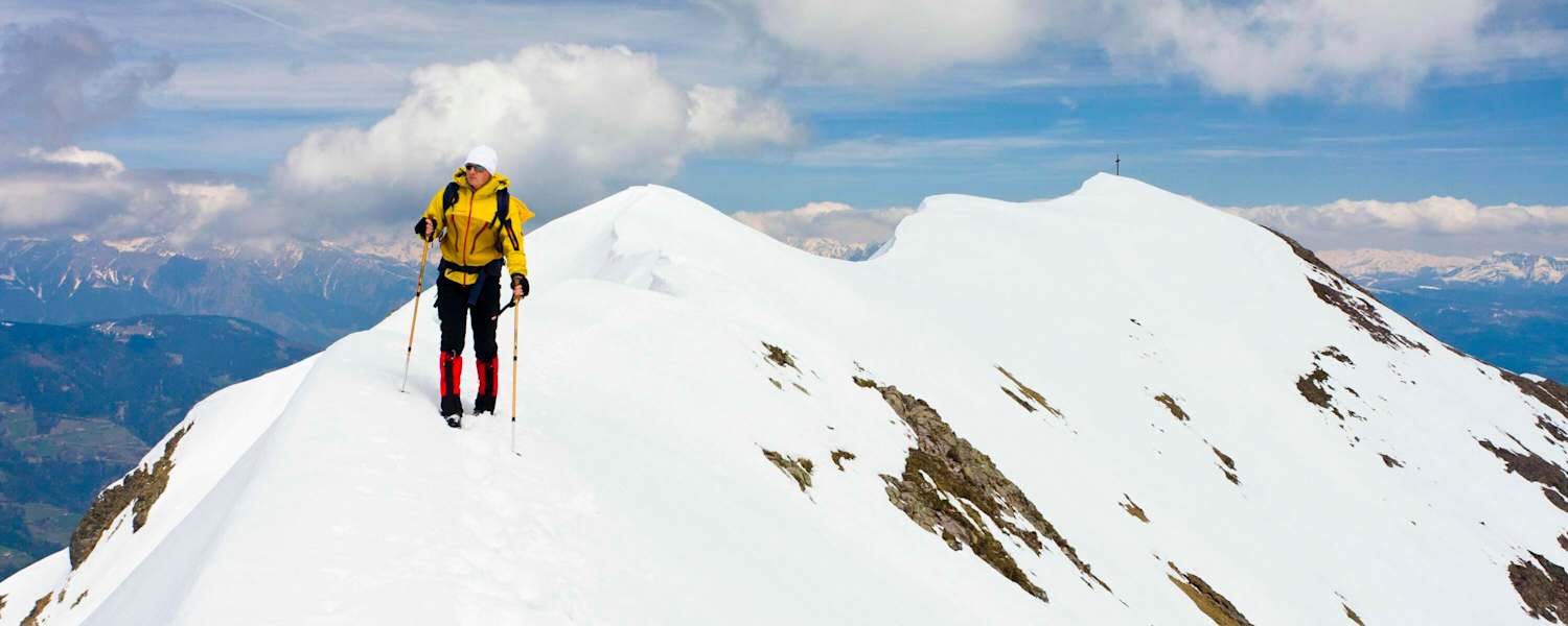 Auf dem Gipfelrücken des Kleinen Laugen (2.292 m) in Südtirol