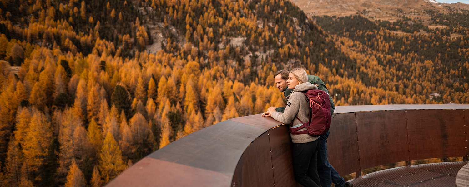 Der Vinschgau erstrahlt im Herbst in seiner vollen Pracht.