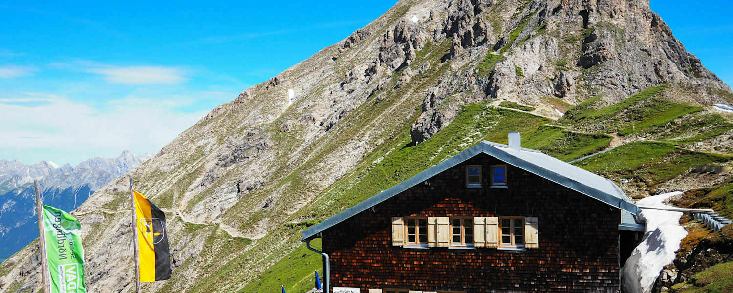 Die Nördlinger Hütte im Karwendel in Tirol