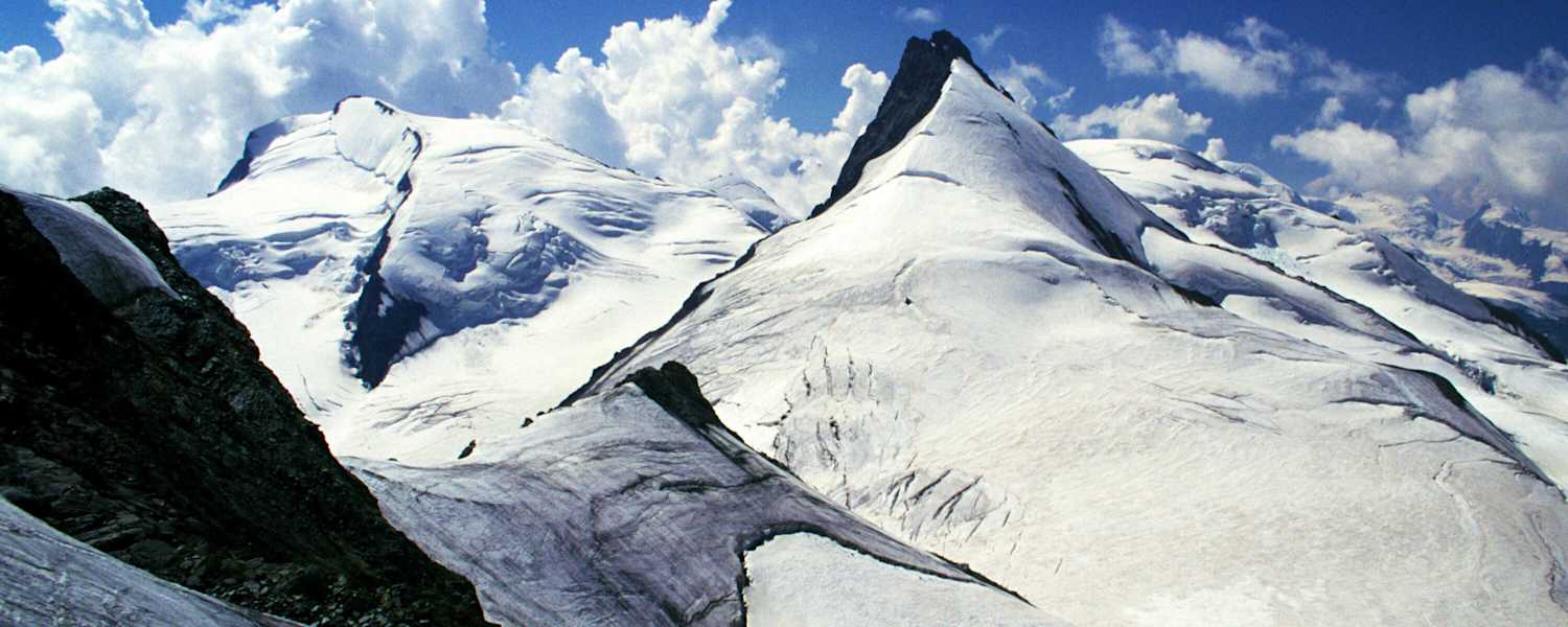 Walliser Alpen: Rimpfischhorn mit Strahlhorn