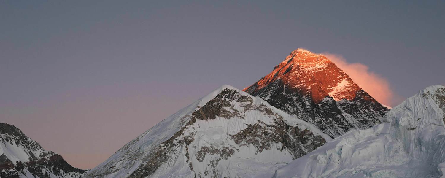 Sonnenuntergang am Mount Everest im Himalaya