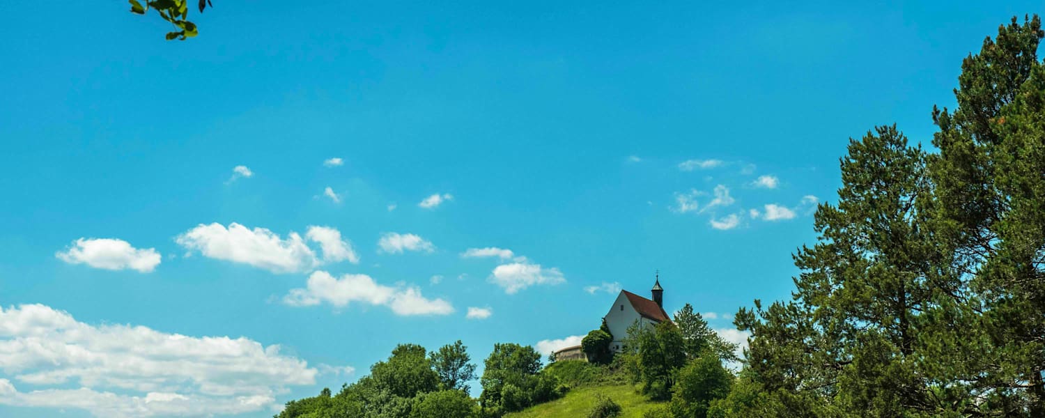 Baden-Württemberg: Wurmlinger Kapelle am Spitzbergwegle