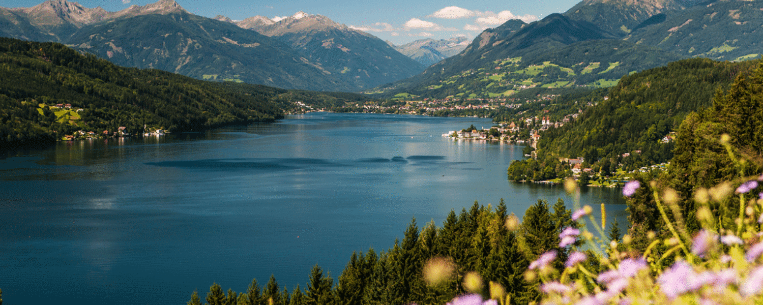 Während der stadtnahen Wanderung rund um den Eckberg hat man den Millstätter See stets im Blick