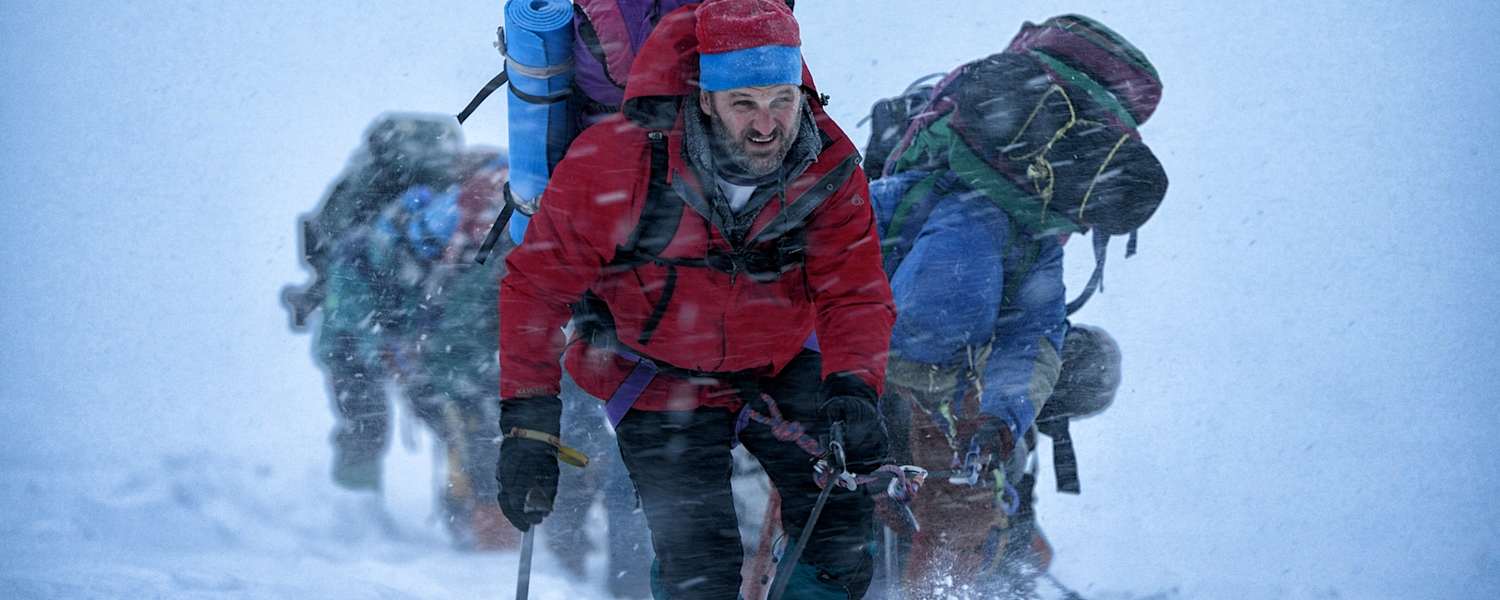 Everest: Anstieg im Sturm