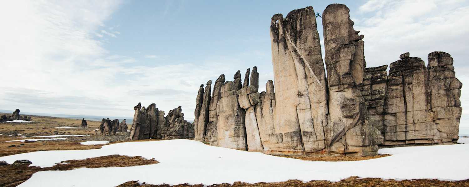 Unbekanntes Land und ungewisser Fels: eine Kletterexpeditionen der besonderen Art