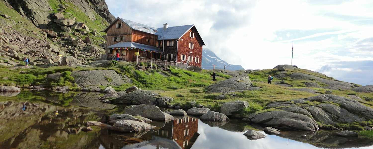 Die Bremer Hütte au der Gschnitztaler Hüttentour
