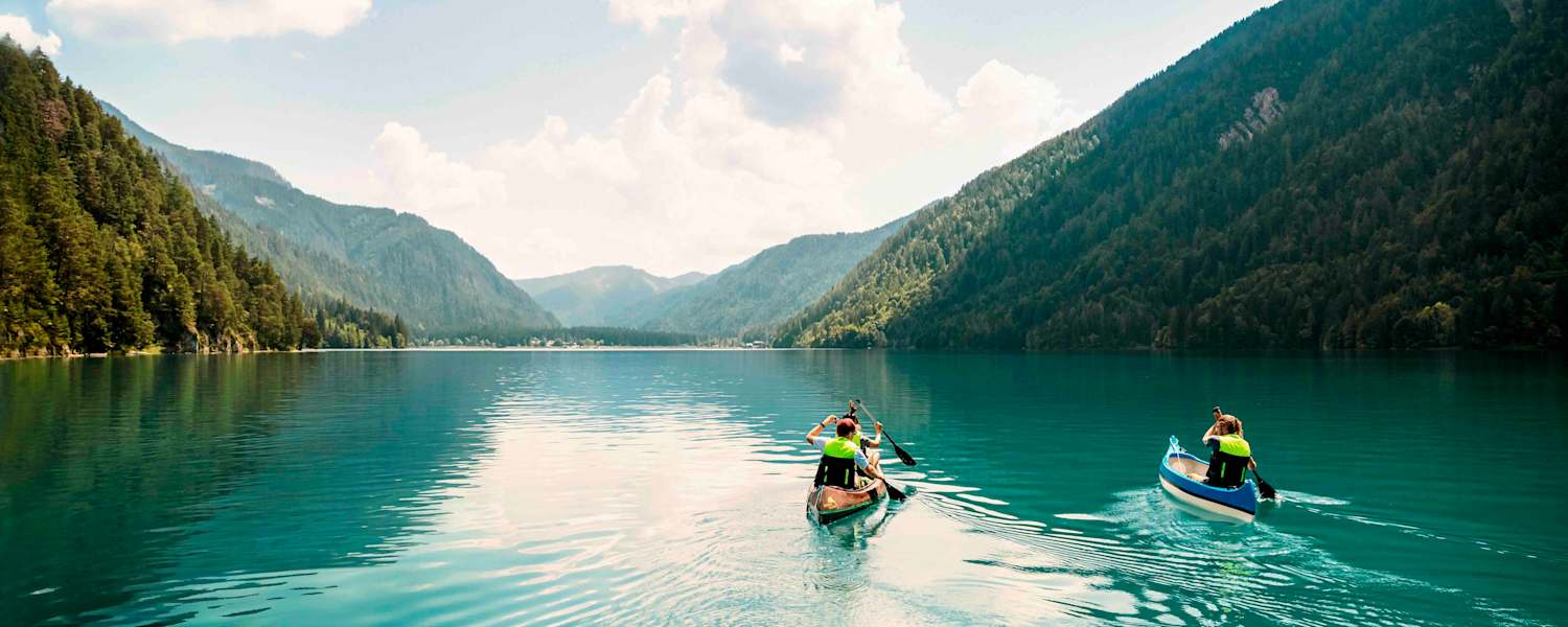 Das Ostufer des Weissensees ist besonders ruhig.