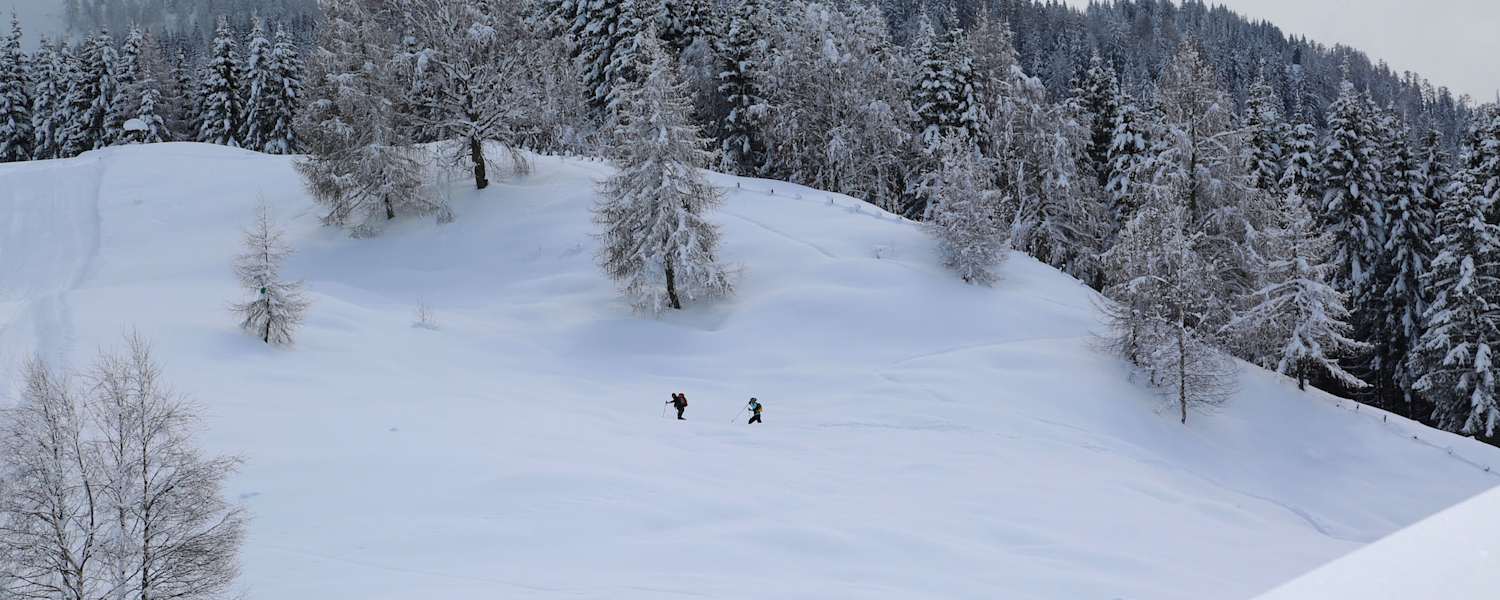 Winterwandern in Kärnten: Zur Kohlröslhütte am Weissensee