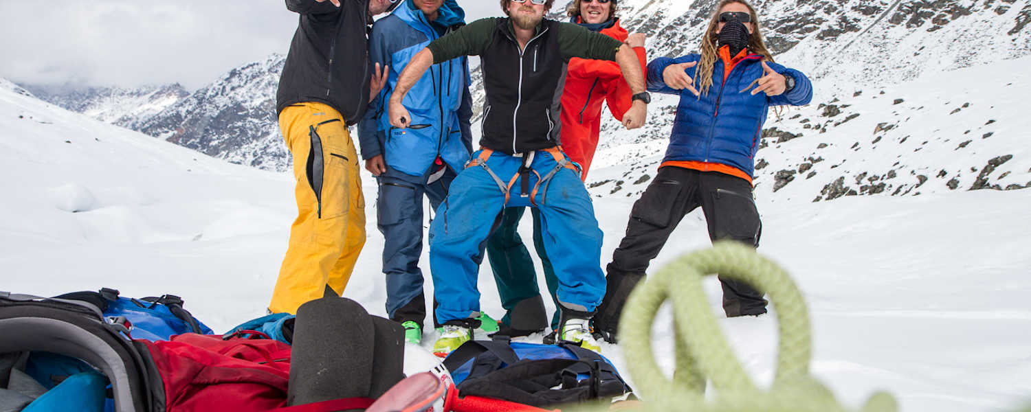 Die Crew von The White Maze 