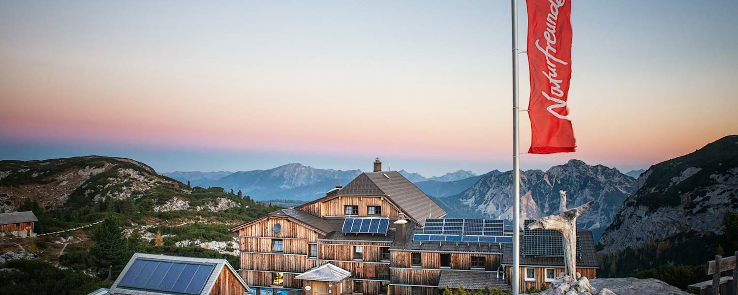 Das Wiesberghaus am Dachstein