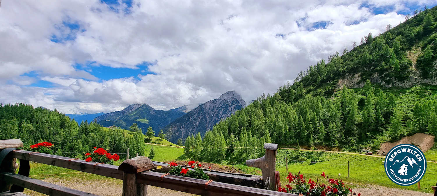 Der Blick von der Gütenbergalm.