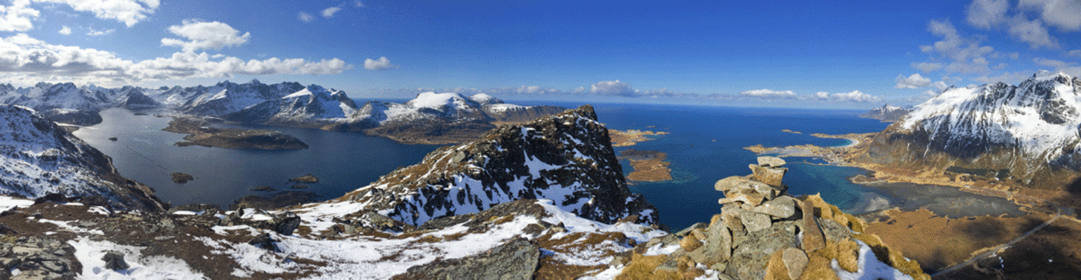 Das Gebirge der Lofoten: traumhafte Aussicht