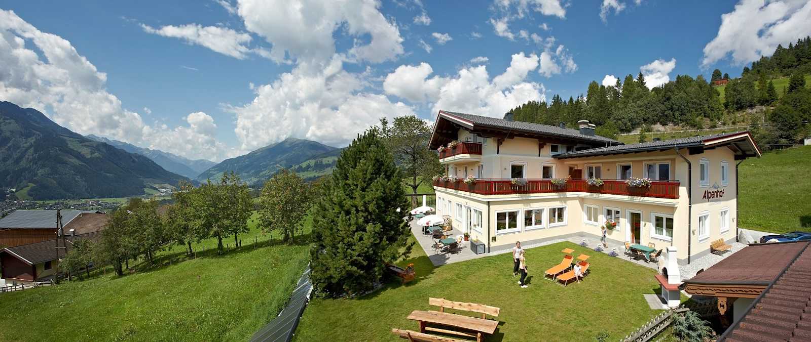 Alpenhof Apartments