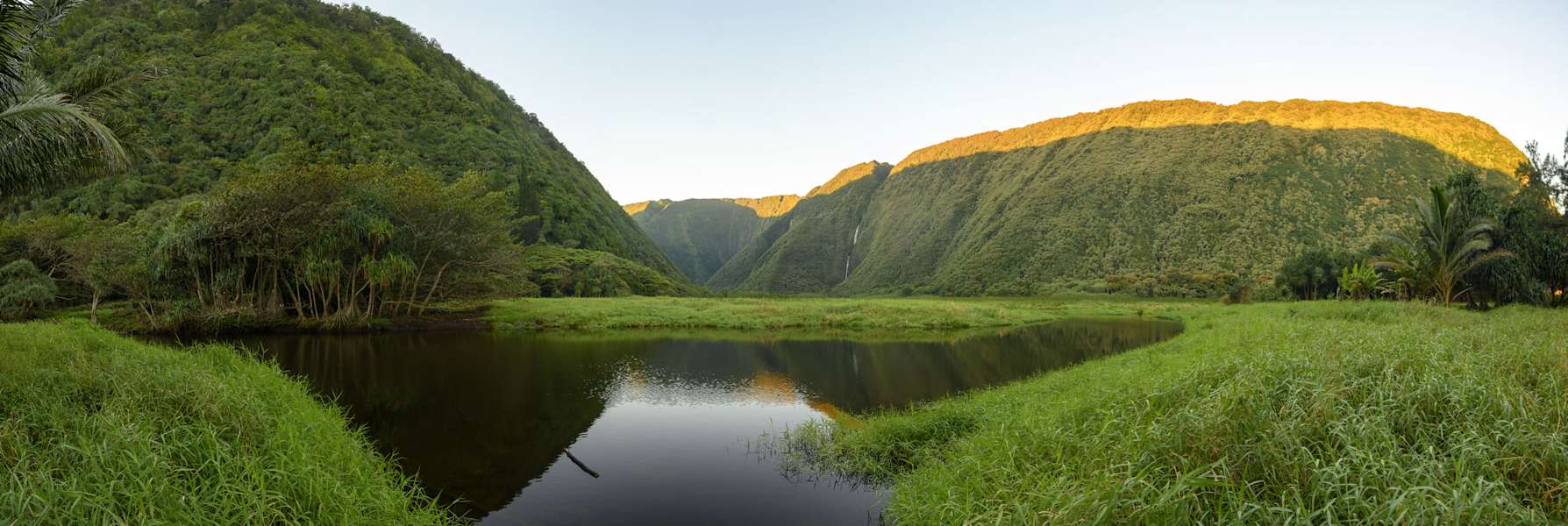 Waimanu Valley