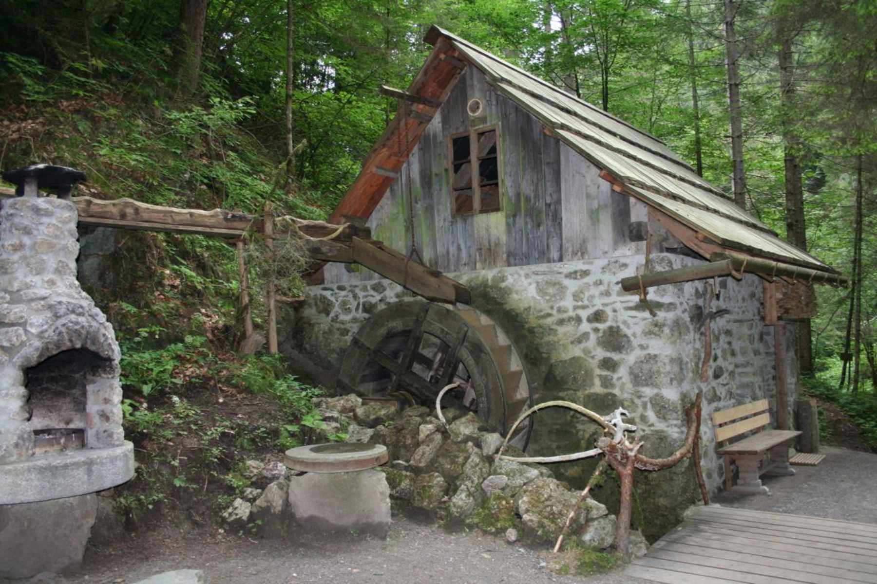 Ferienhof - Immer schön die alten Heustadl. | Facebook, image size:1800x1200